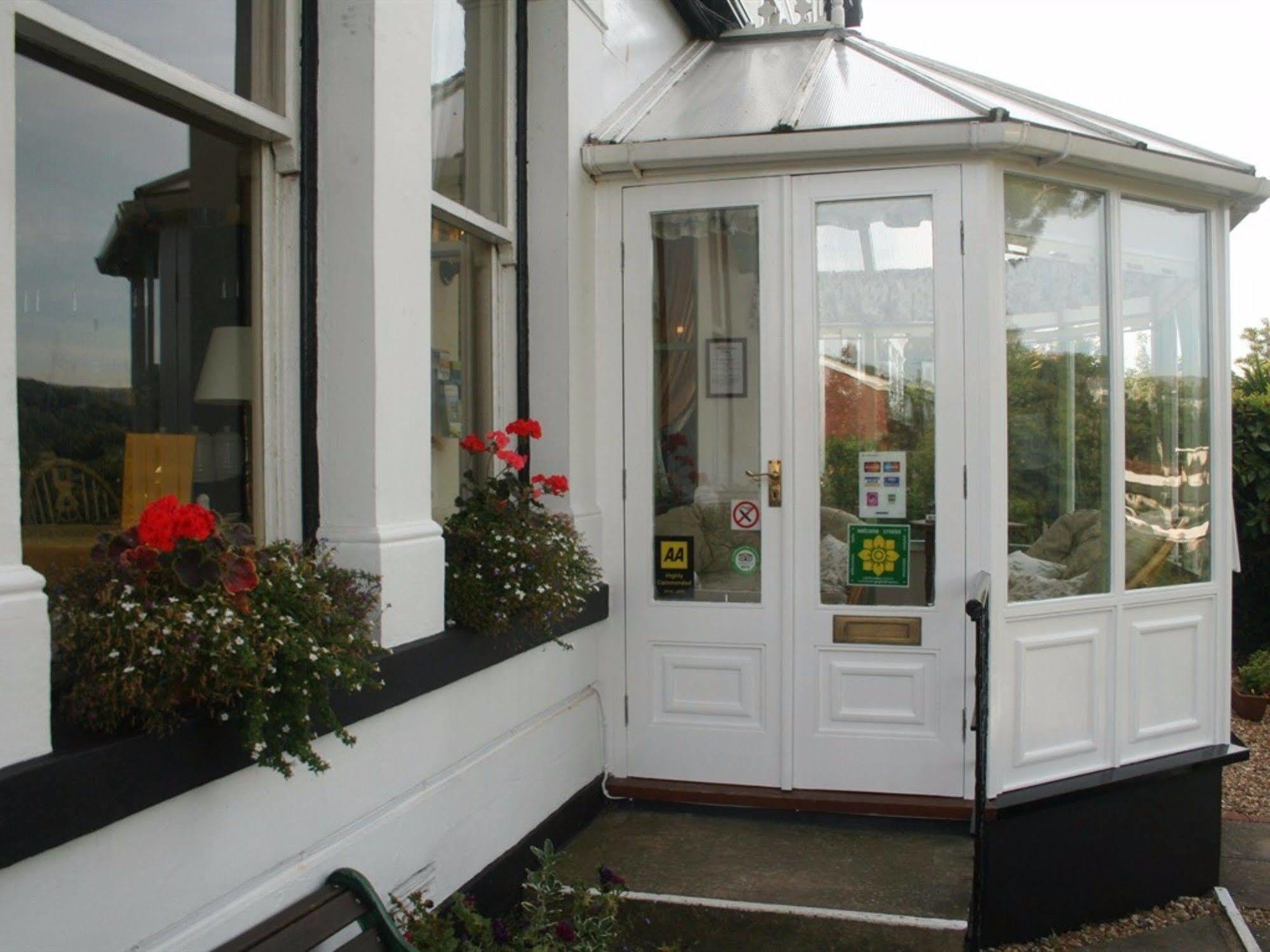 Hotel Glan Heulog à Conwy Extérieur photo